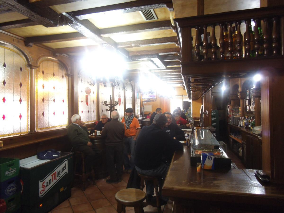 Hostal Los Galgos Yepes Zewnętrze zdjęcie