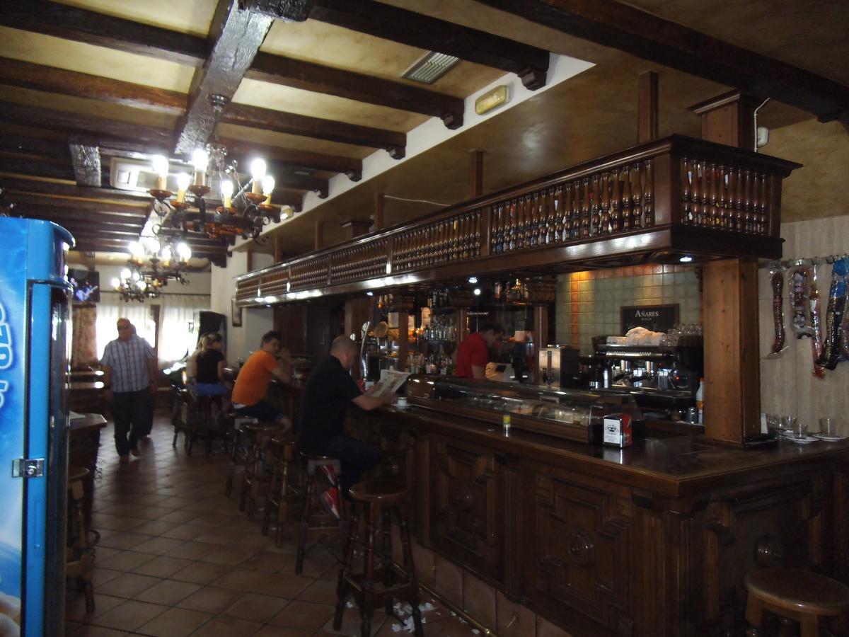 Hostal Los Galgos Yepes Zewnętrze zdjęcie