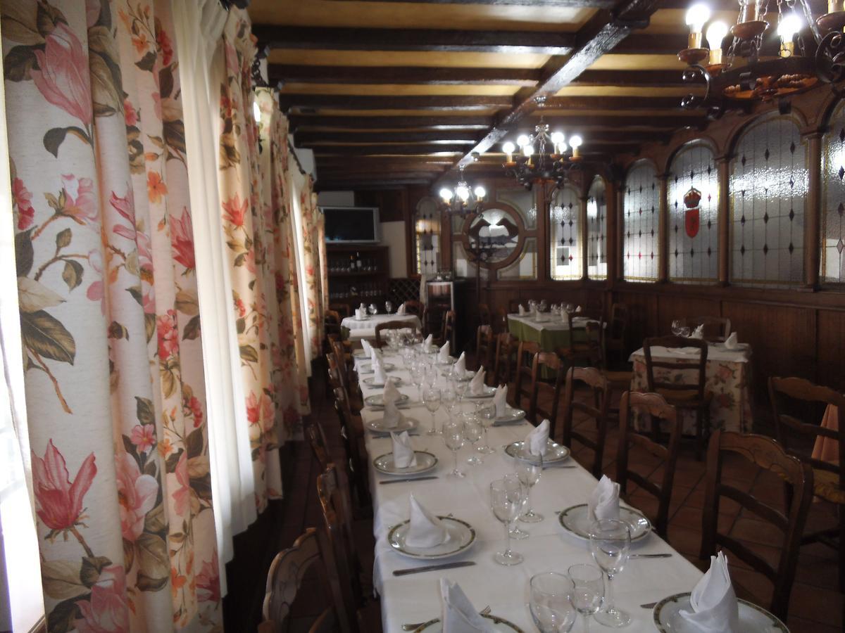Hostal Los Galgos Yepes Zewnętrze zdjęcie