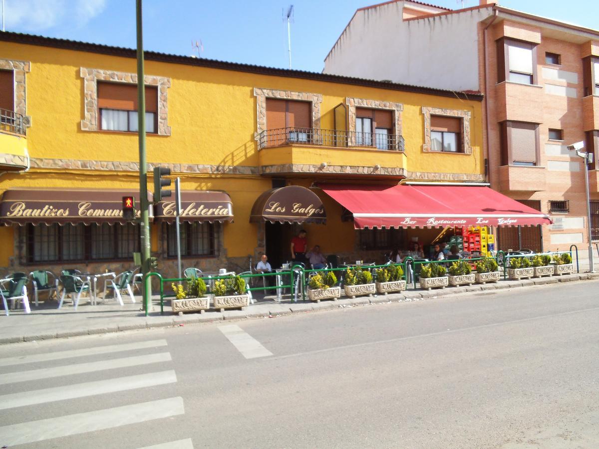 Hostal Los Galgos Yepes Zewnętrze zdjęcie