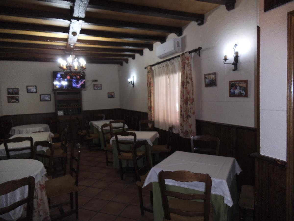 Hostal Los Galgos Yepes Zewnętrze zdjęcie