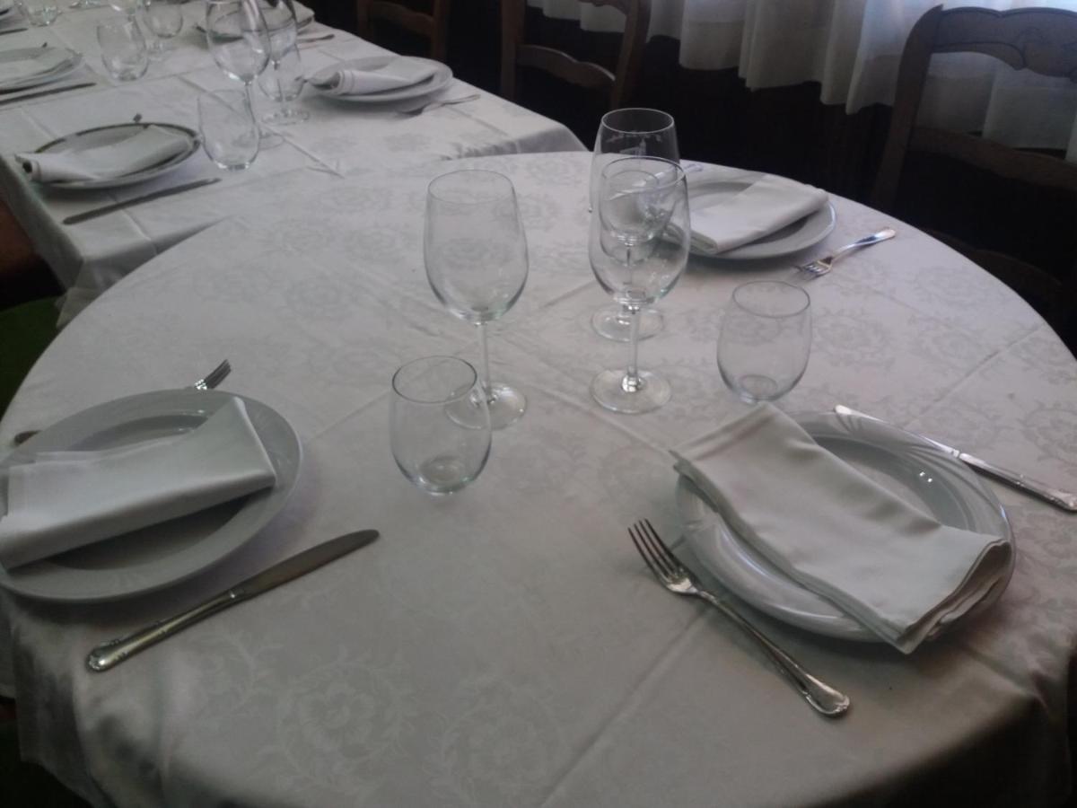 Hostal Los Galgos Yepes Zewnętrze zdjęcie