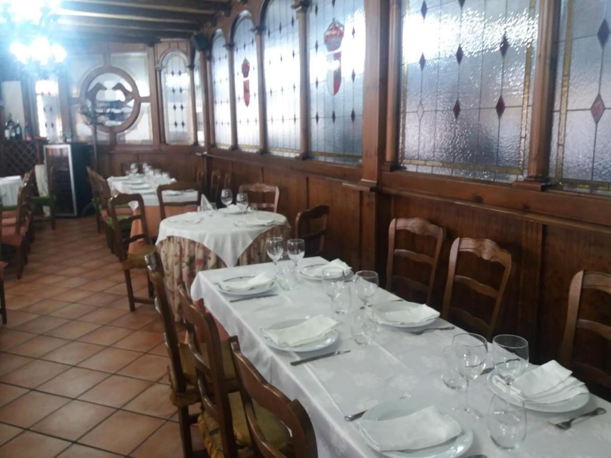 Hostal Los Galgos Yepes Zewnętrze zdjęcie